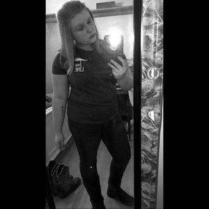 Meet your Posher, Samantha